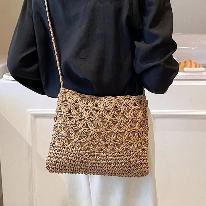 Handmade macrame bag with floral details Stornfield