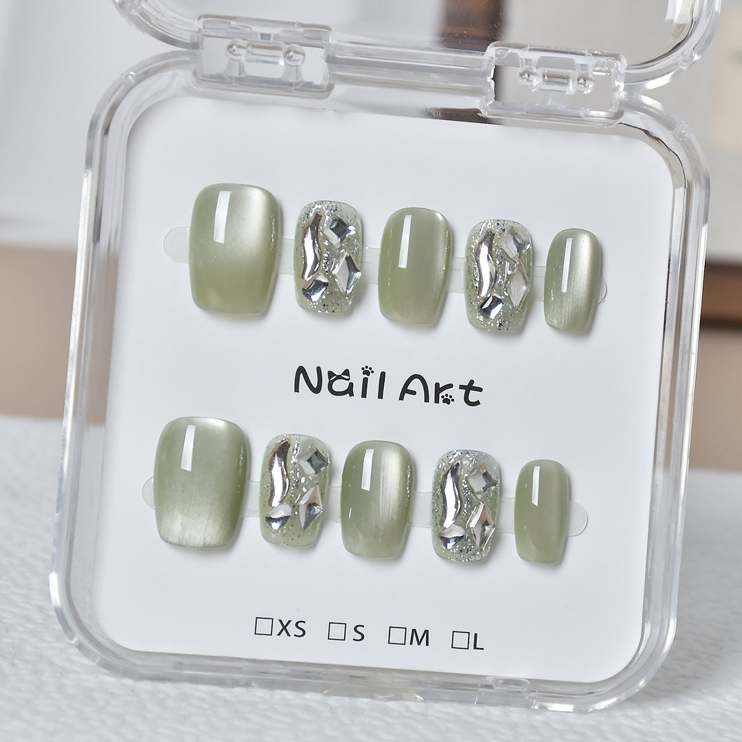 Premium Glamorous Press-On Nail Extensions Stornfield
