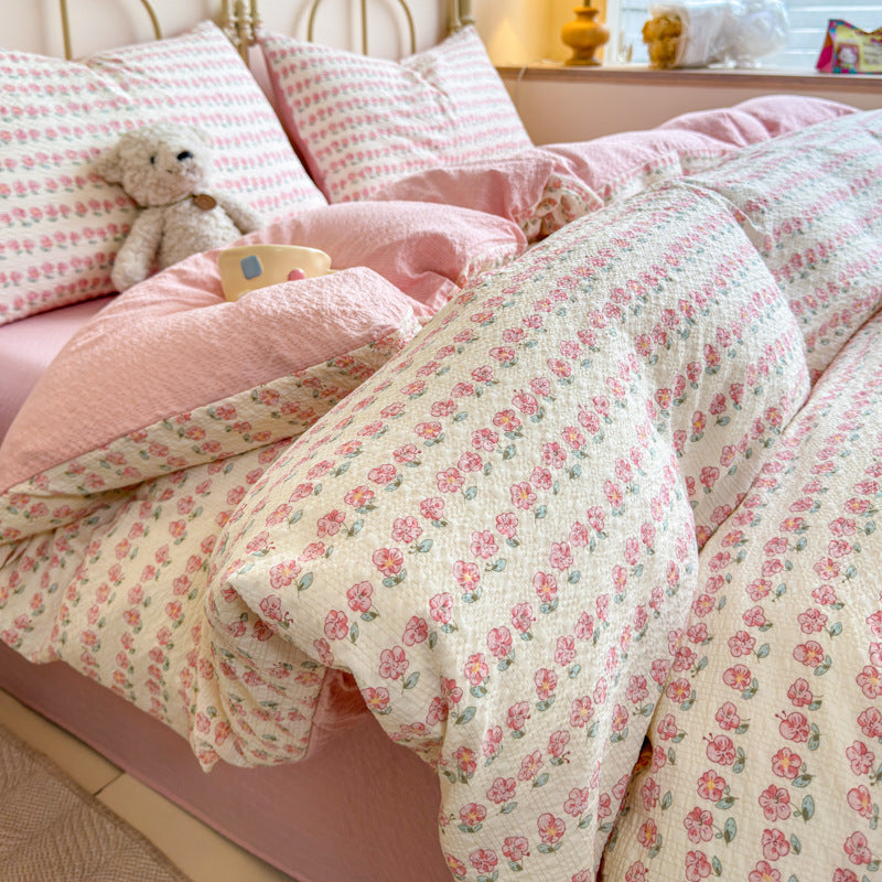 Children's Playful Cartoon Animal Print Bedding Set