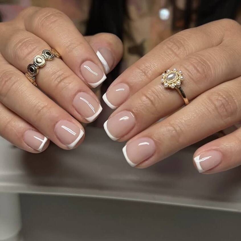French Tip Press-On Nail Art Stornfield