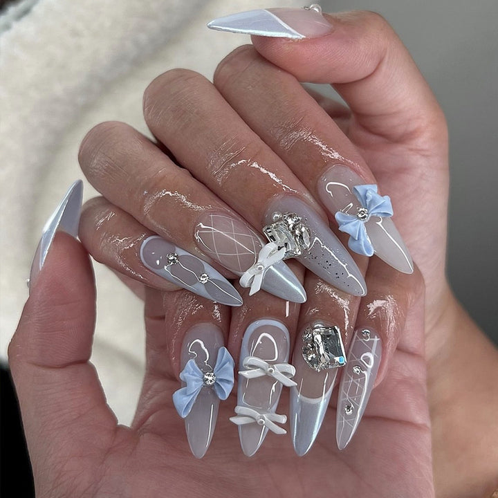 Decorative Press-On Nail Art Set with Unique Gem and Bow Accents Stornfield