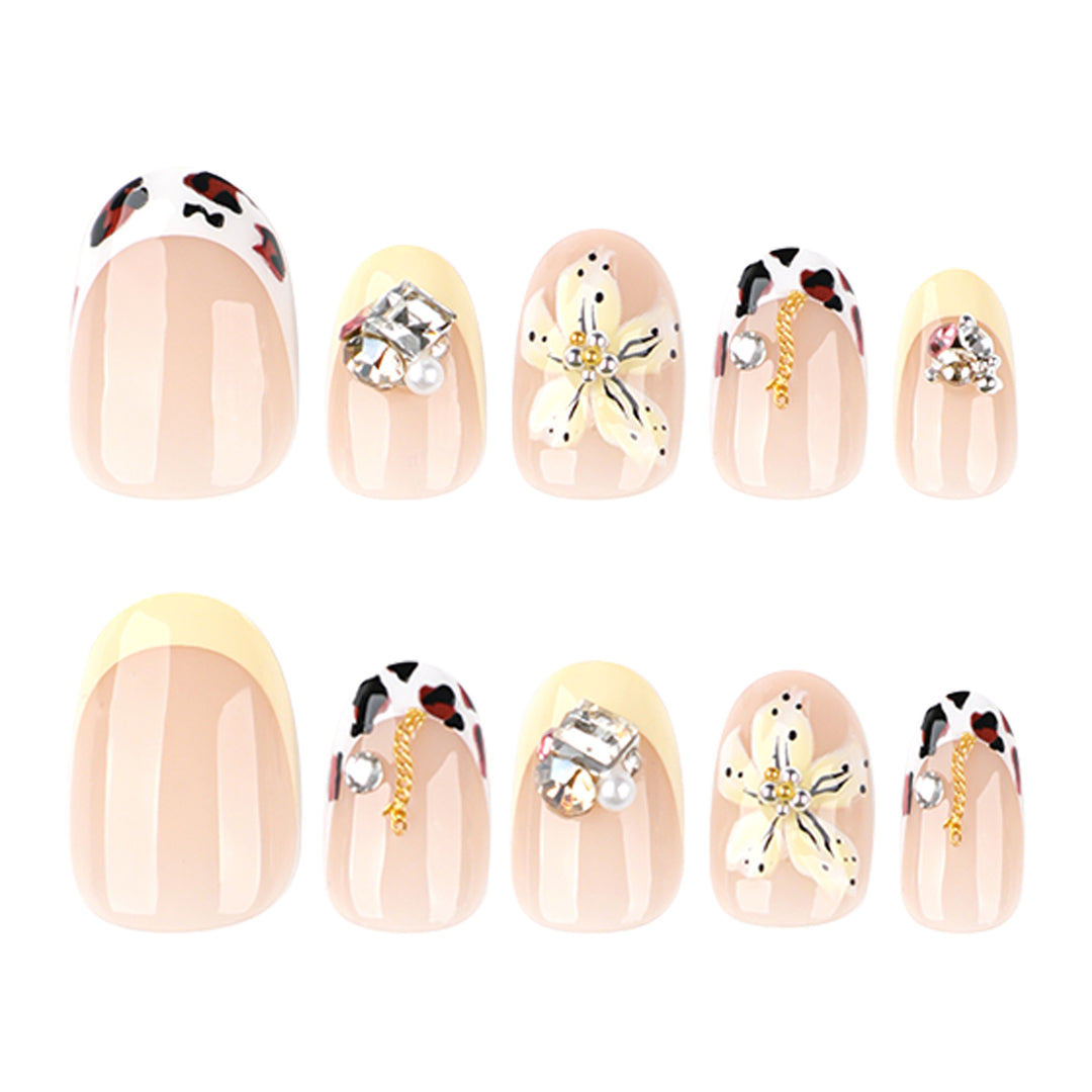 Exclusive nail art with floral design and glitter accents Stornfield