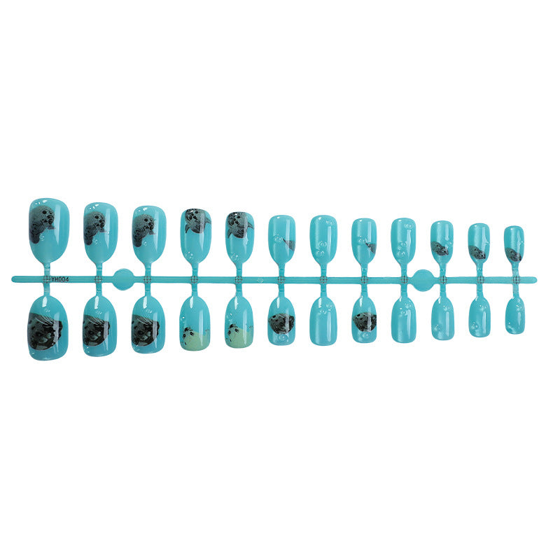 Artificial nail set with imaginative animal design Stornfield