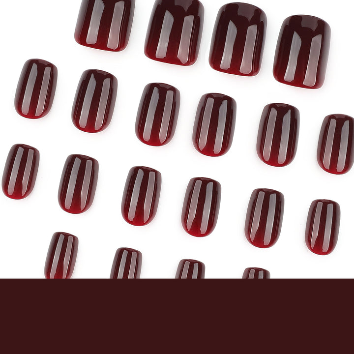 High-quality and elegant nail art Stornfield