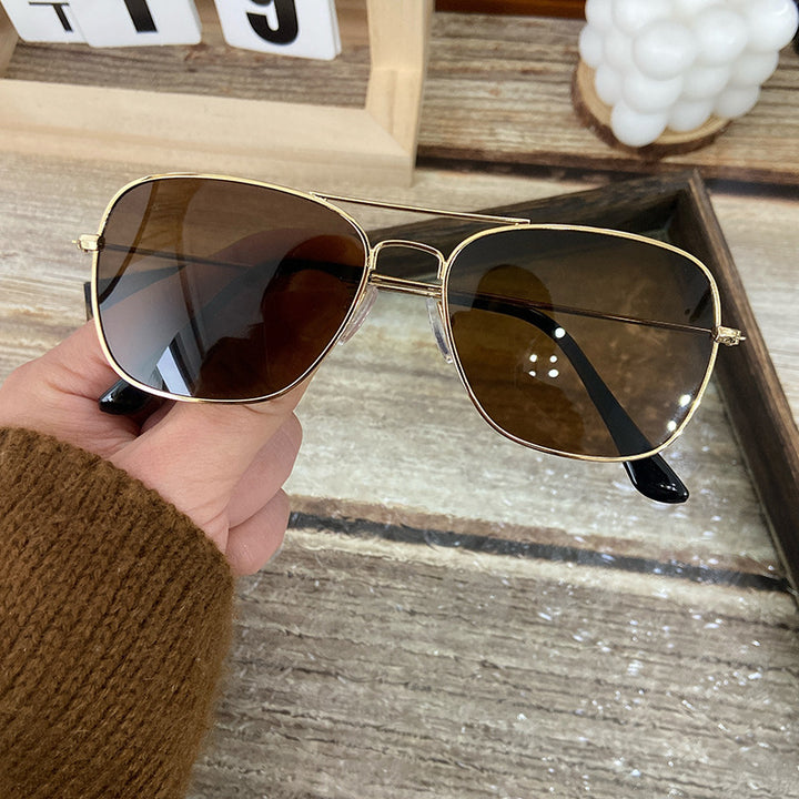 Fashionable metal sunglasses Stornfield