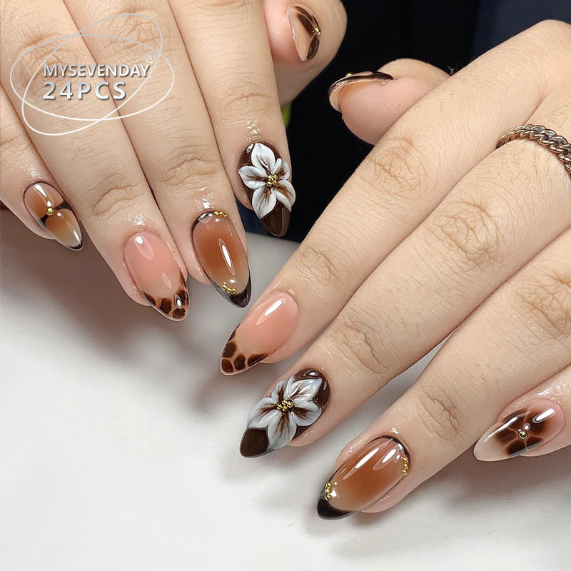 Artistic Press-On Nail Set with Floral and Color Block Design Stornfield