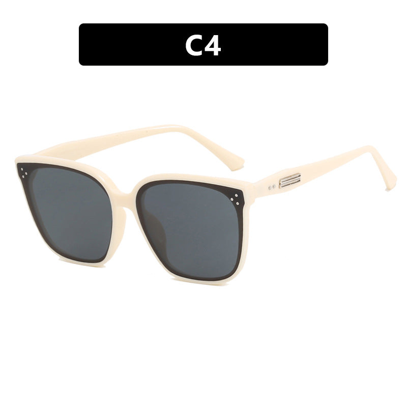 Women's modern oversized sunglasses with elegant, wide frame Stornfield