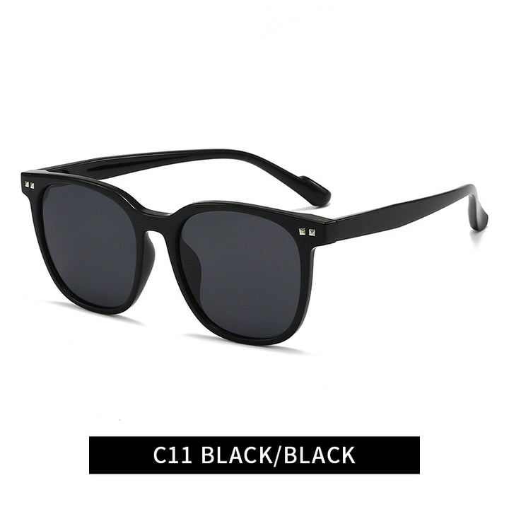 Women timeless sunglasses in modern rectangular design Stornfield