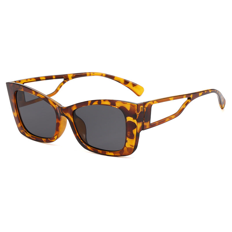 Ladies trendy geometric sunglasses with square frame Stornfield