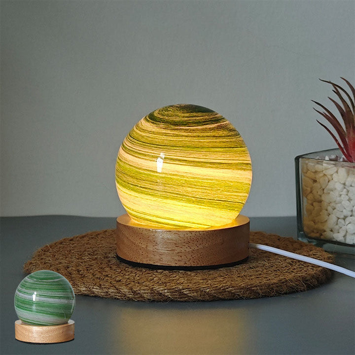 Stornfield | Enchanting Planet Lamp – A Universe of Colors and Dreams
