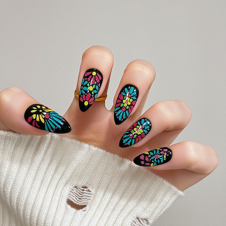 Decorative Nail Modeling Stornfield