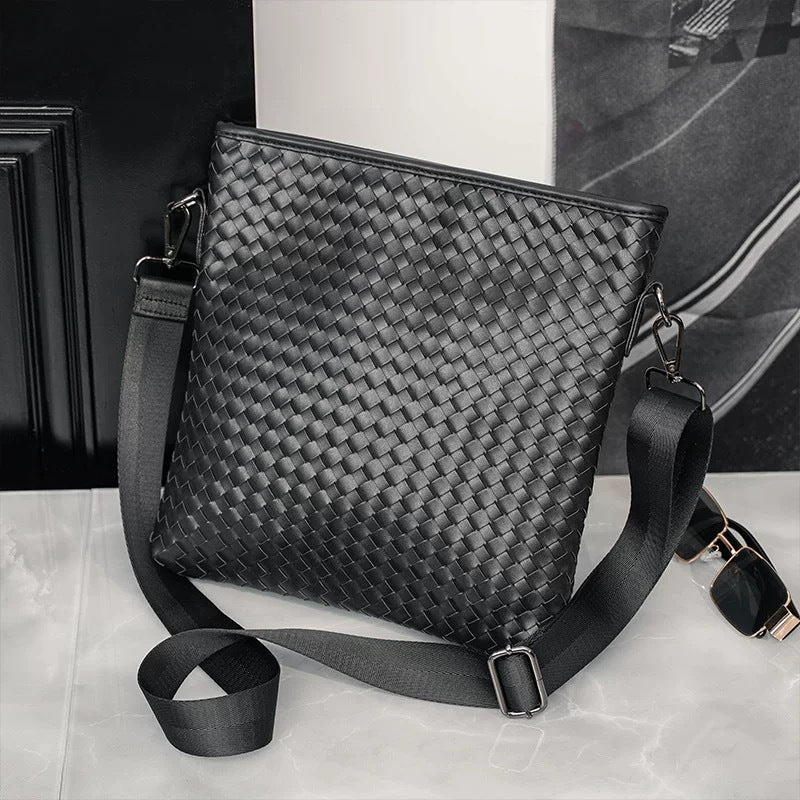 Trendy Crossbody Bag Made of Woven Material Stornfield