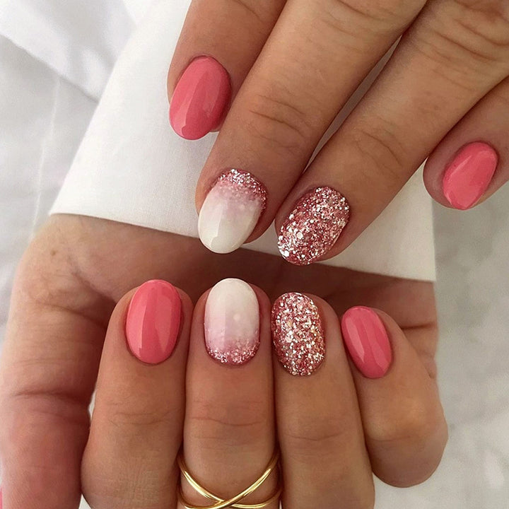 Glittering Press-On Nail Art Set Stornfield