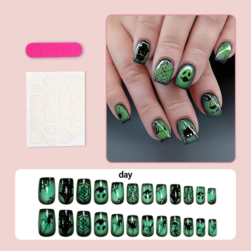 Nail art set with spooky Halloween designs and excellent wearing comfort Stornfield