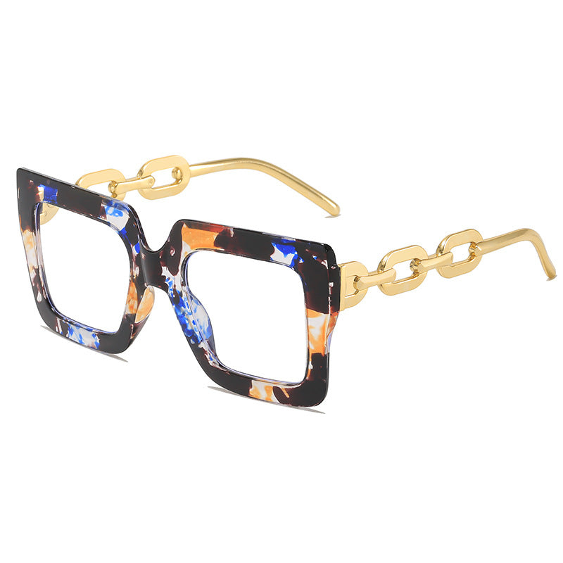 Bold Fashion-Forward Square Sunglasses Stornfield