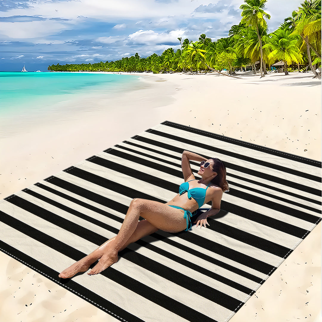 Mandala Design Beach Mat Stornfield