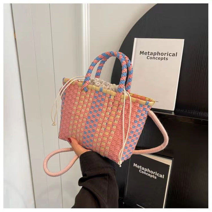 Playful handbag made of braided materials Stornfield