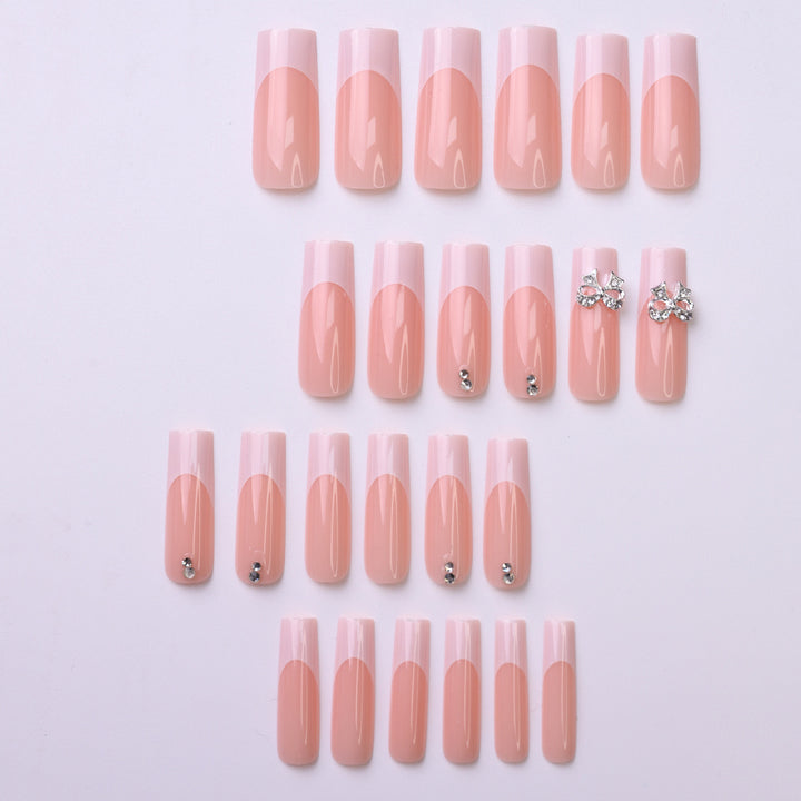Artificial nails with rhinestone details Stornfield