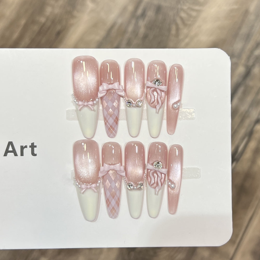 Elegant Stiletto Press-On Nail Set with Decorative Accents Stornfield