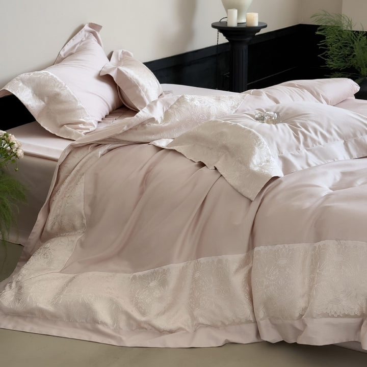 Satin Jacquard Damask Duvet Cover Set with Wide Decorative Border
