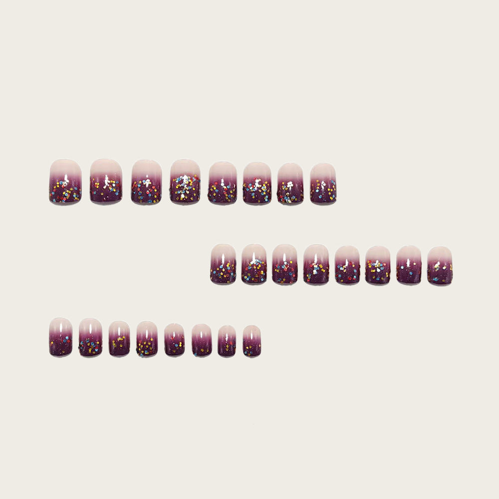 Artificial nails with glamorous glitter design Stornfield