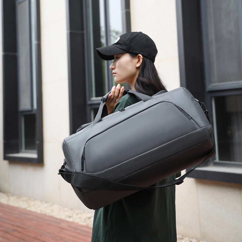 Large Capacity Waterproof Sports Duffle Stornfield