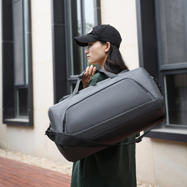 Large Capacity Waterproof Sports Duffle Stornfield
