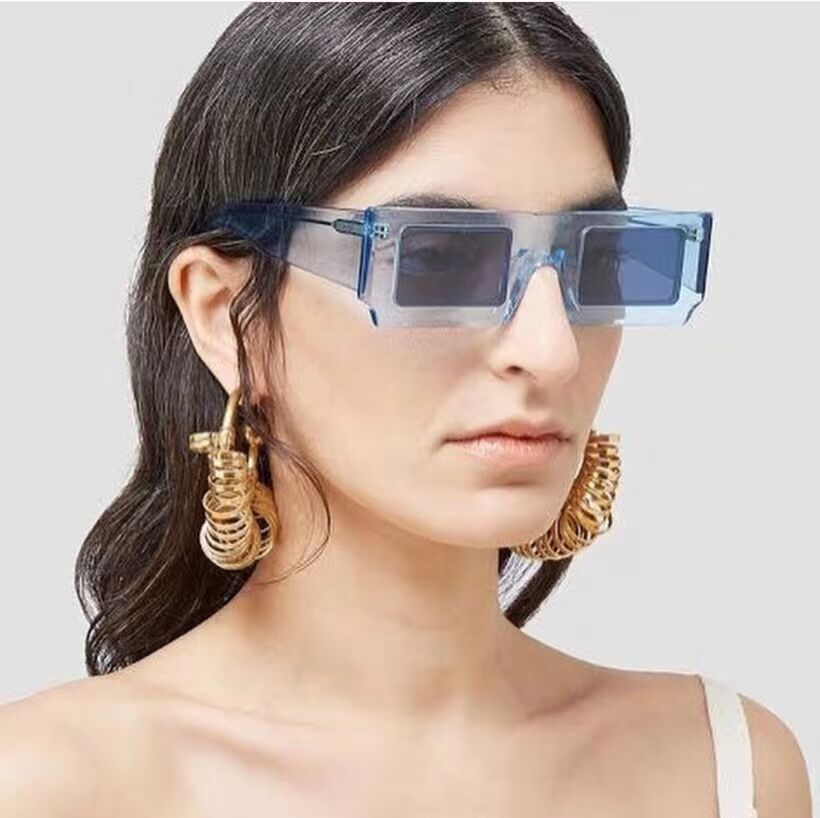 Ladies statement sunglasses with square frame and futuristic design Stornfield