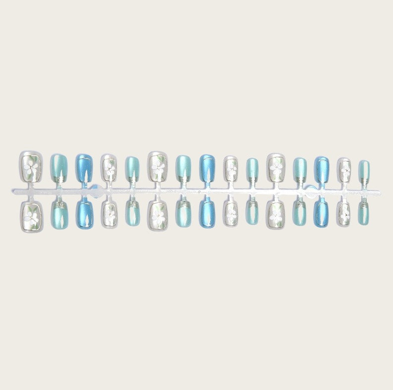 Detailed Floral Press-On Nail Art Set Stornfield