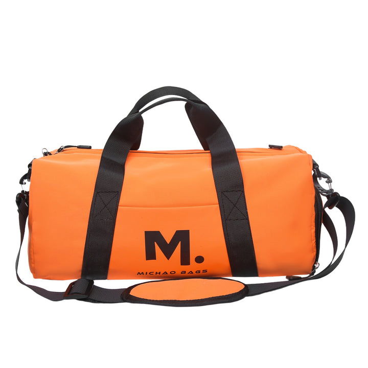 Sporty Travel Bag with Structured Interior Compartments Stornfield