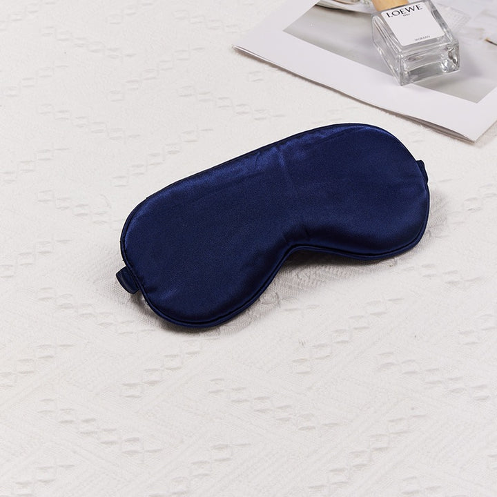Women's ergonomic sleep mask made of satin-like material with contoured eye area Stornfield
