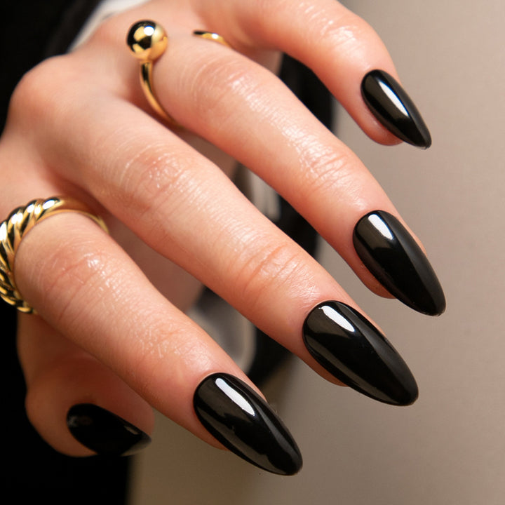elegant Stiletto nails in high gloss finish Stornfield