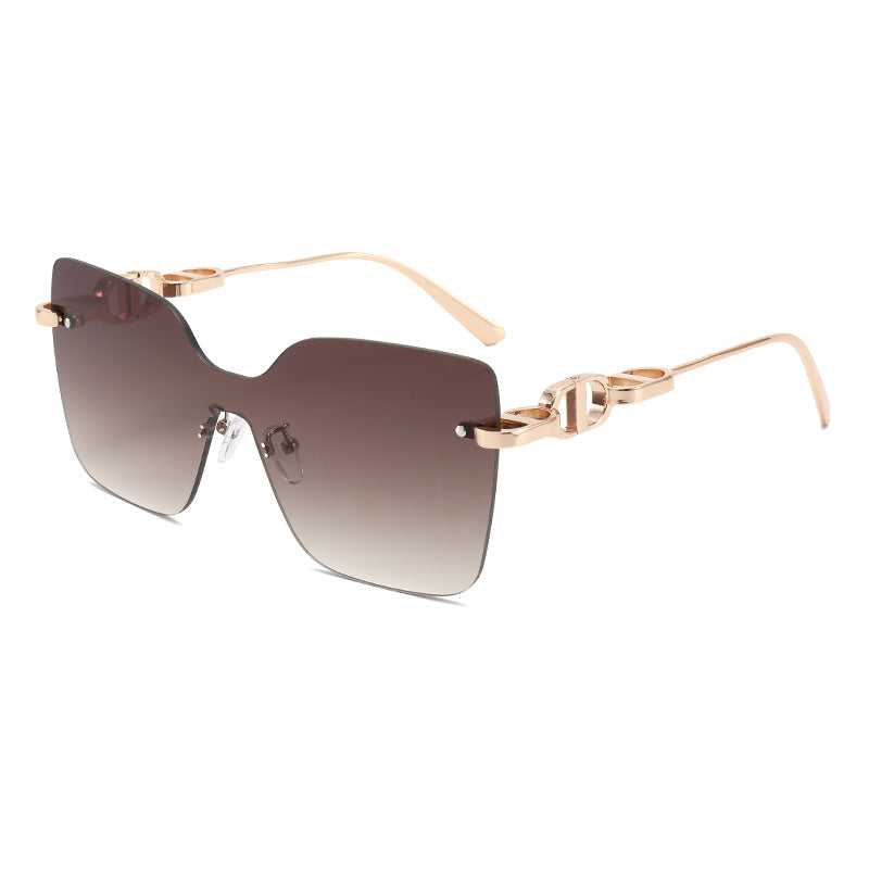 Ladies elegant oversized sunglasses with fashionable frame and UV protection Stornfield