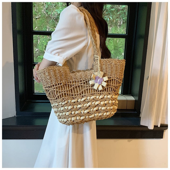 Braided shopping bag with decorative elements Stornfield