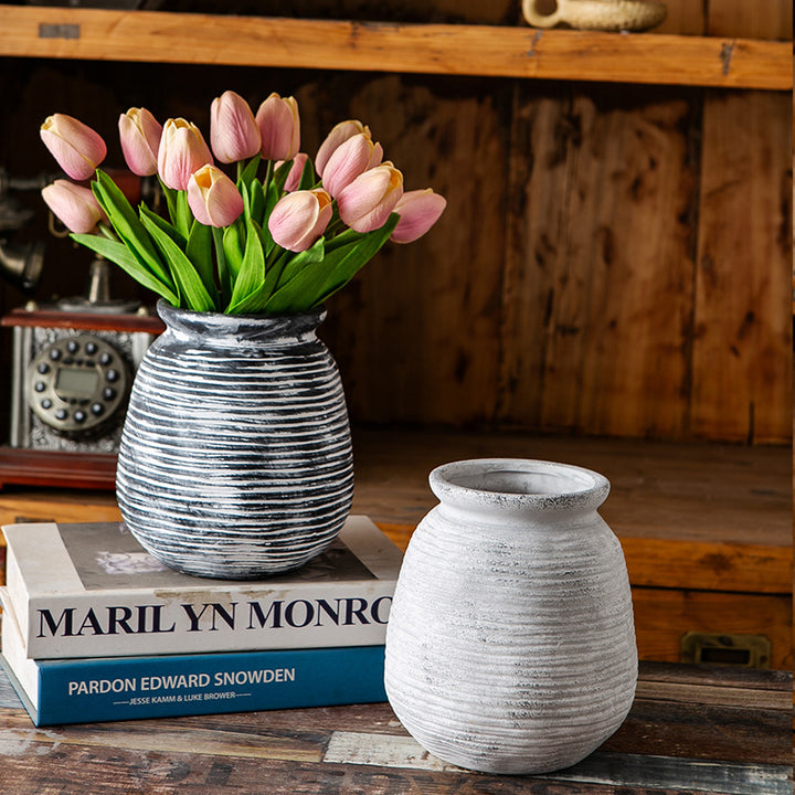 Decorative ceramic vase Stornfield