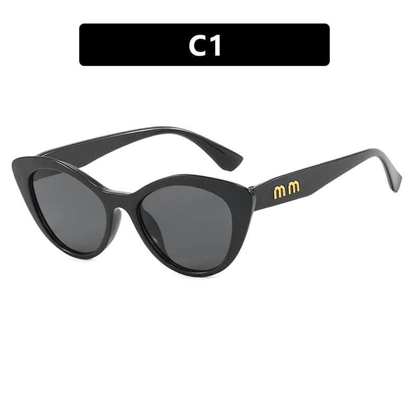 Ladies extravagant Cat-Eye sunglasses with protective UV filter Stornfield