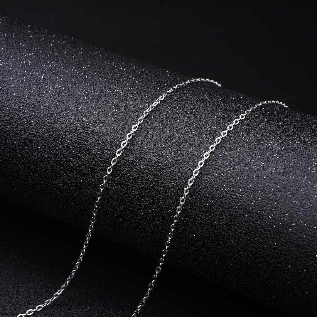 Sleek Minimalist Chain Eyewear Holder Stornfield