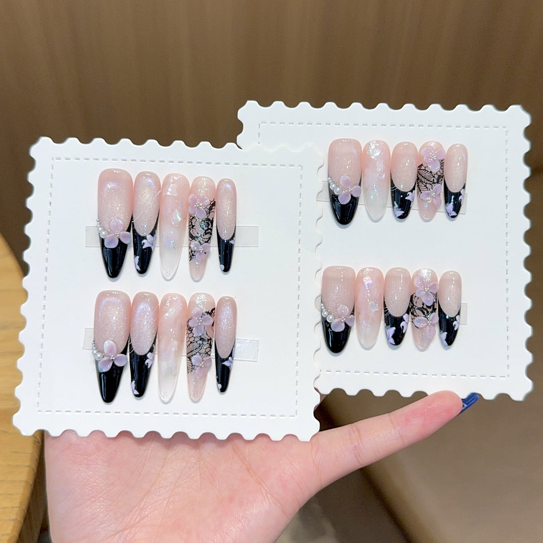 Artificial Nails In Elegant Floral Design Stornfield