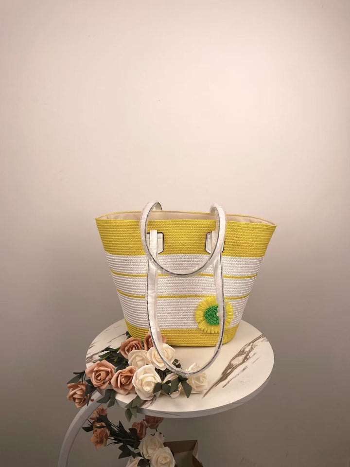 Elegant Beach Bag with Matching Sun Hat Stornfield