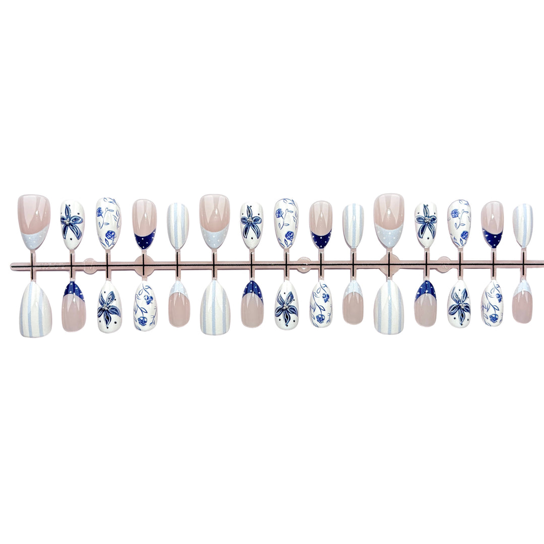 Artful Floral Press-On Nail Set