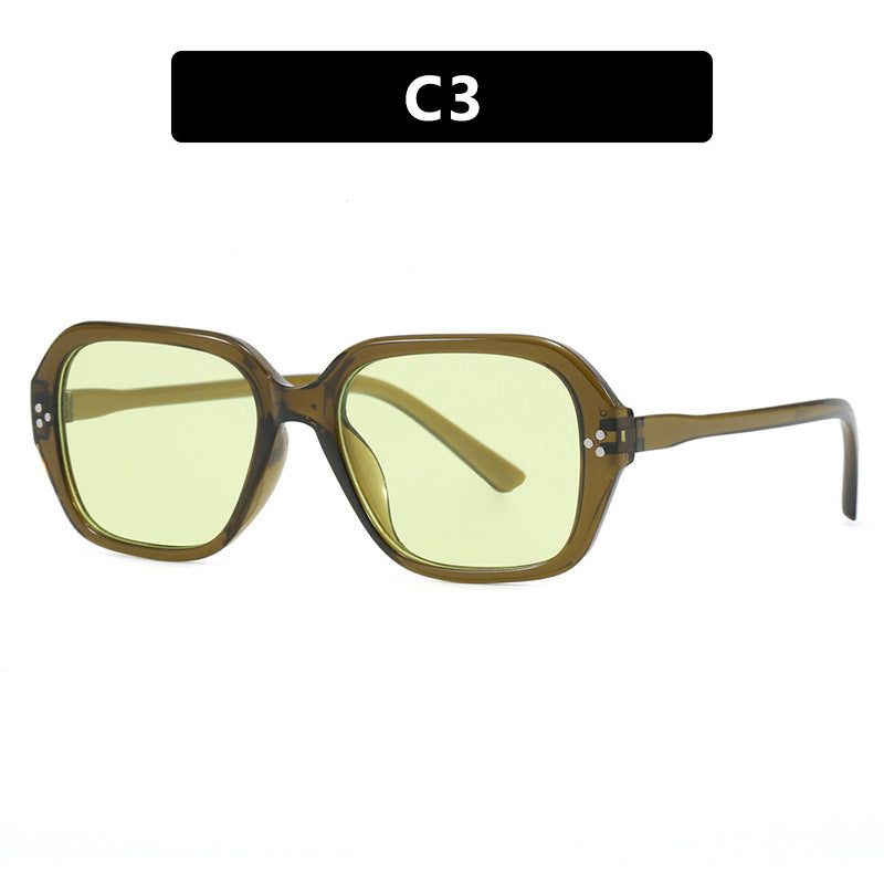 Women stylish sunglasses in trendy geometric design Stornfield