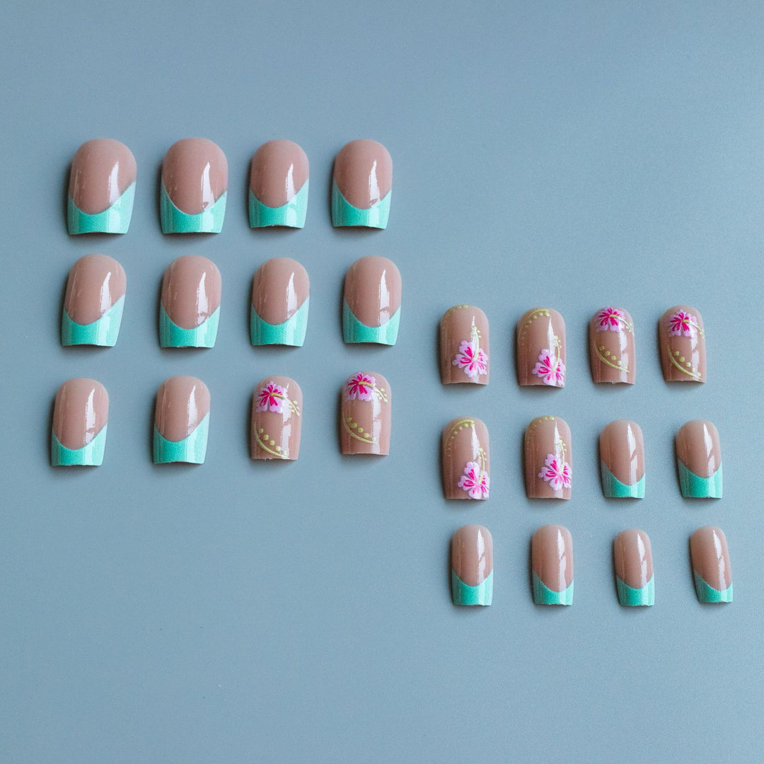 Floral Accent Acrylic Nail Art Set