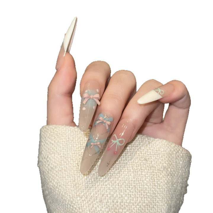 Elaborate Decorative Press-On Nail Art Set Stornfield