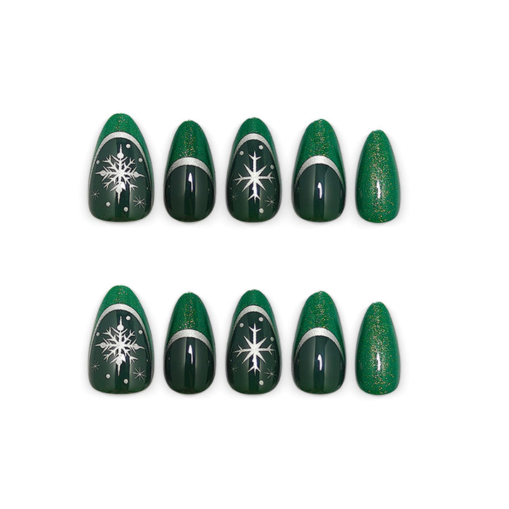 Glamorous artificial nails with intricate Christmas design Stornfield
