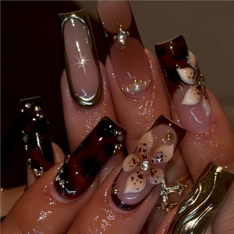 Ornate Press-On Nail Art Set Stornfield