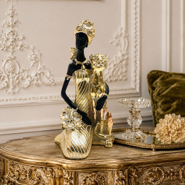 Elegant sculpture with leopard casting Stornfield