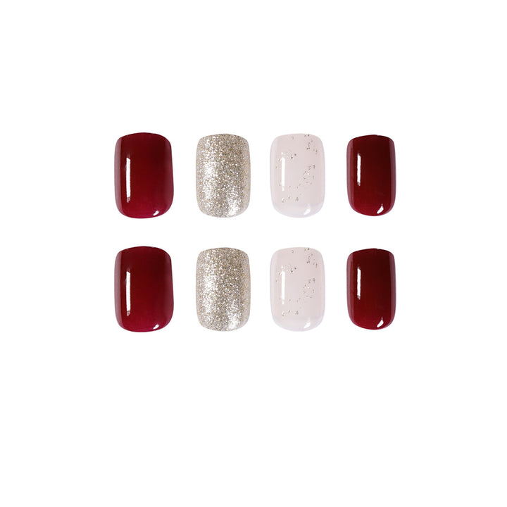 Elegant and luxurious nail art Stornfield