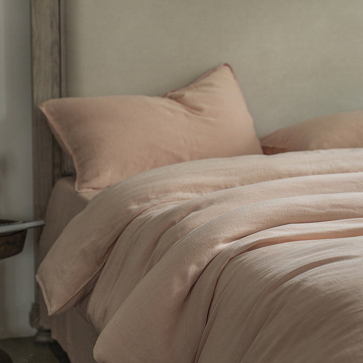 Luxurious stonewashed linen bedding set with a soft feel and hotel closure