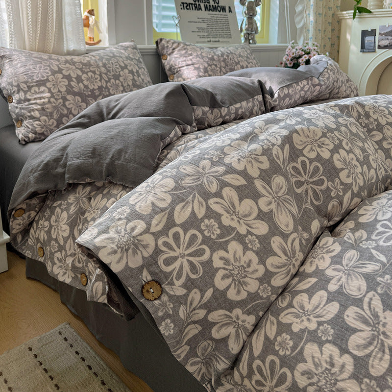Floral Patterned Premium Bedspread