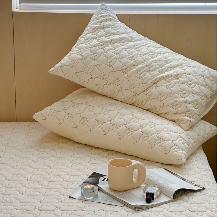 Quilted Hypoallergenic Fitted Mattress Pad Protector with Elastic Skirt